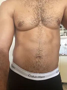 Snapshot of hotisraeli chatting on October 11, 7:56 am hotisraeli online show from October 11, 7:56 am