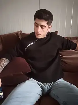 arenn1997 online show from February 6, 12:13 pm