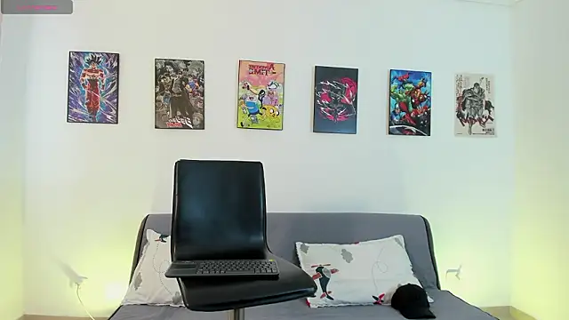 jonathanjoestar  online show from February 20, 9:05 pm