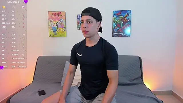 jonathanjoestar  online show from October 1, 9:41 pm