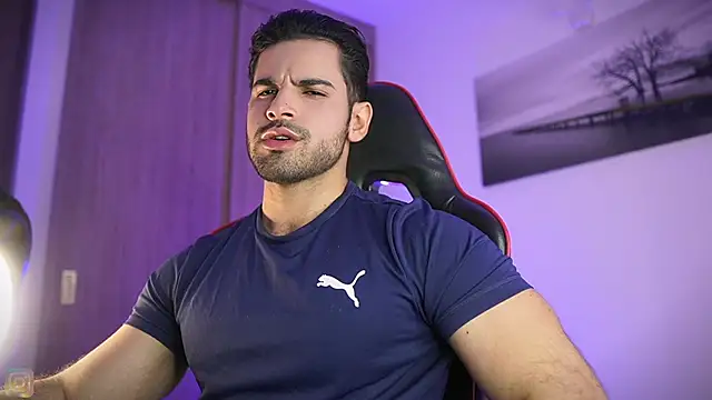 Rick  Smith153 online show from January 17, 4:06 am