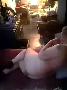 Snapshot of ditchwater chatting on January 9, 11:58 am ditchwater online show from January 9, 11:58 am