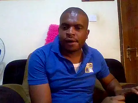 Snapshot of lui_cuuty chatting on September 18, 11:56 am lui cuuty online show from September 18, 11:56 am