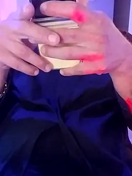 McdyllanXX online show from October 4, 4:01 pm