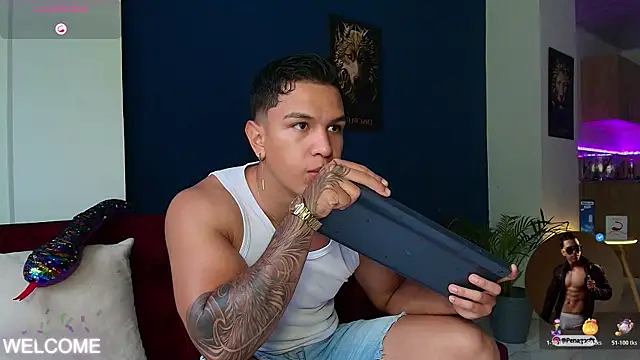 Taylor John online show from November 9, 9:08 pm