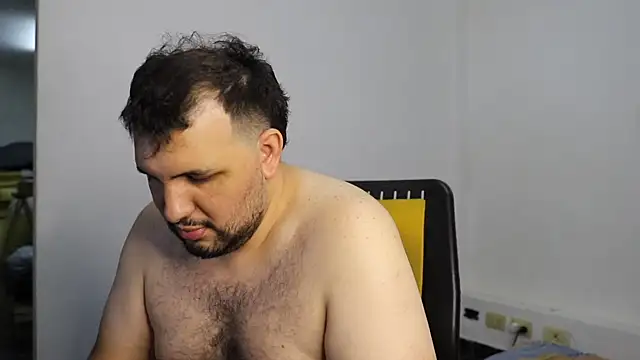 zekefotoslive online show from January 18, 5:31 am