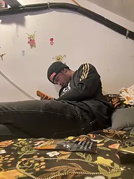 rayyymack online show from December 9, 11:09 pm