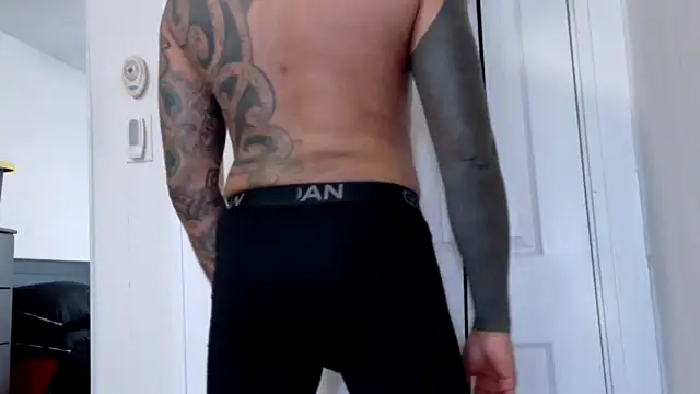 WyattBBC online show from March 30, 10:33 pm