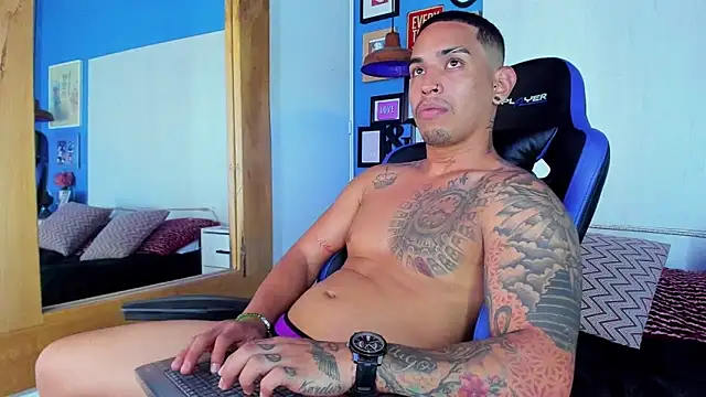 Damian09  online show from February 23, 4:01 am