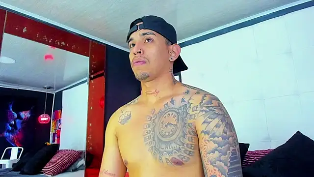 Damian09  online show from February 12, 3:51 am