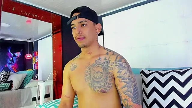 Damian09  online show from January 3, 1:48 am