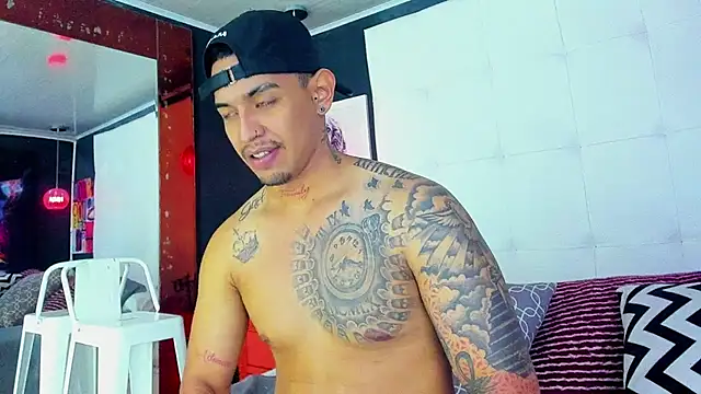 Damian09  online show from January 17, 4:17 am