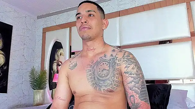 Damian09  online show from December 14, 9:24 pm