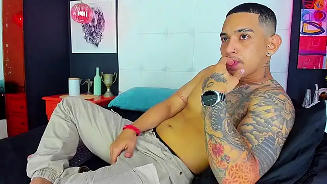 Damian09  online show from December 9, 4:01 am