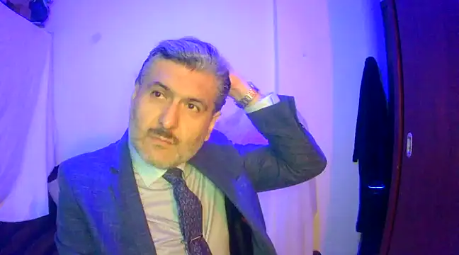 BushBator online show from March 4, 7:30 am