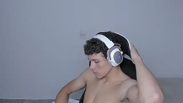 laurent nova online show from September 15, 8:43 pm