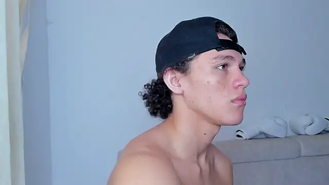 laurent nova online show from January 27, 2:35 pm