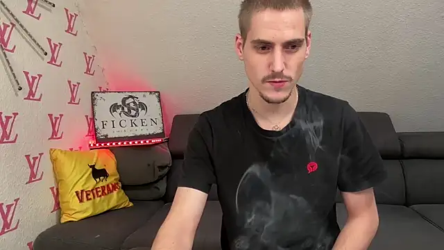 Cookieboy88 online show from November 3, 6:32 pm