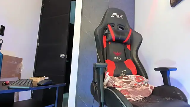 sergiio mesa27 online show from February 27, 12:08 am