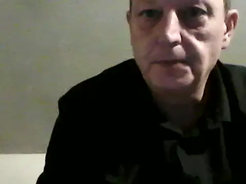 Snapshot of chubbybear2cum chatting on January 16, 3:12 am chubbybear2cum online show from January 16, 3:12 am