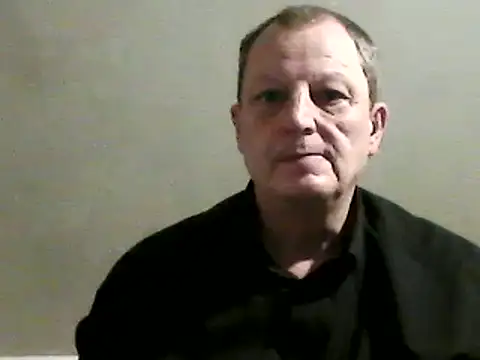 Snapshot of chubbybear2cum chatting on January 17, 1:36 am chubbybear2cum online show from January 17, 1:36 am