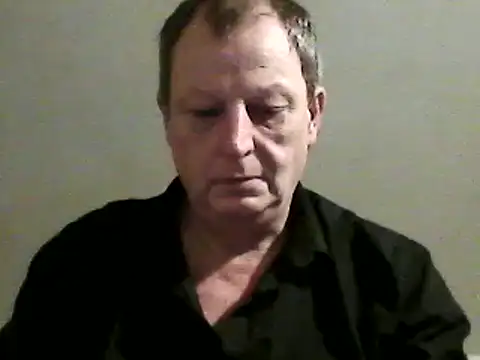 Snapshot of chubbybear2cum chatting on February 18, 11:41 pm chubbybear2cum online show from February 18, 11:41 pm