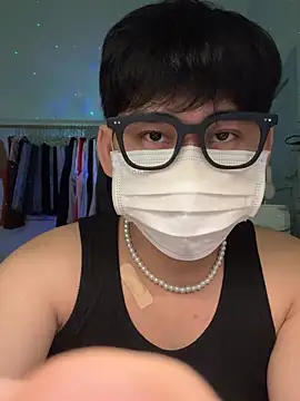 MinhTuanLive online show from March 18, 7:01 am