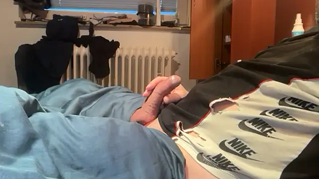 Geilerjung69 online show from February 24, 6:25 am