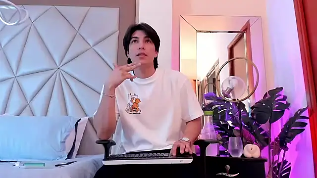 Karimferrer online show from January 3, 3:38 am