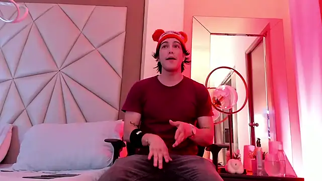 Karimferrer online show from December 4, 3:26 am