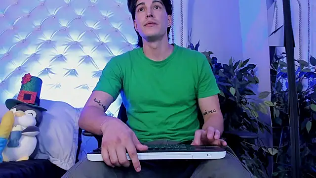 Karimferrer online show from March 19, 3:10 am