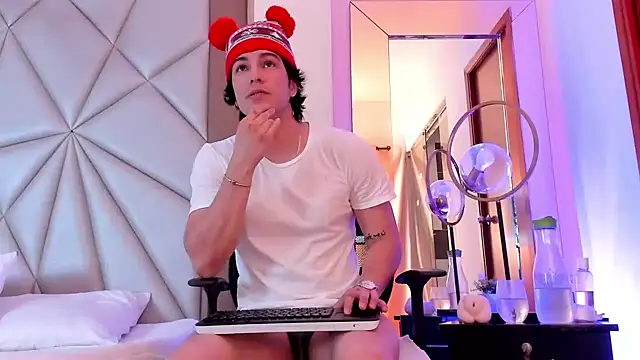 Karimferrer online show from December 19, 4:34 am