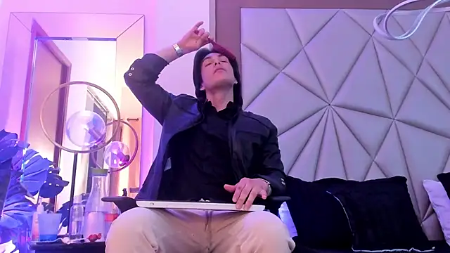 Karimferrer online show from January 18, 3:46 am