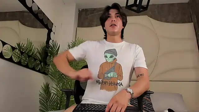 Karimferrer online show from October 16, 8:39 pm