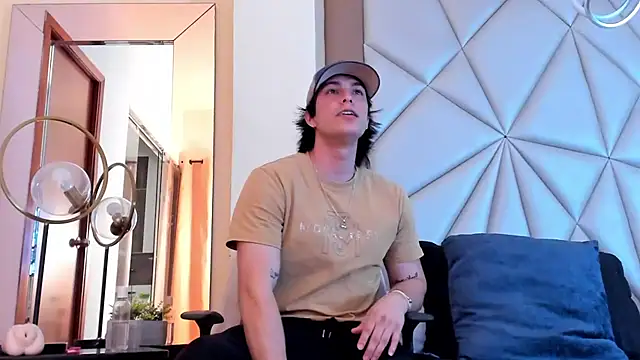 Karimferrer online show from February 7, 3:24 am