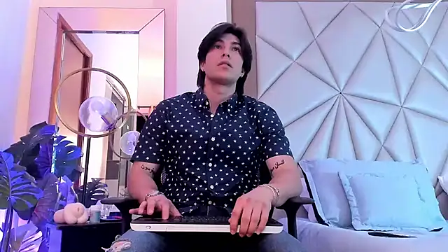 Karimferrer online show from January 16, 3:56 am