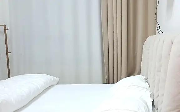 Snapshot of ace2p chatting on November 1, 4:00 pm ace2p online show from November 1, 4:00 pm