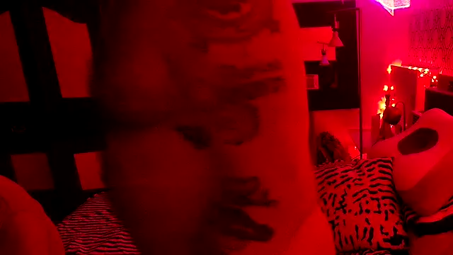 Snapshot of RawRyder8 chatting on September 26, 12:14 pm RawRyder8 online show from September 26, 12:14 pm