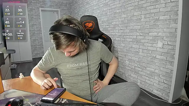 iliaskrislove online show from February 25, 6:14 am