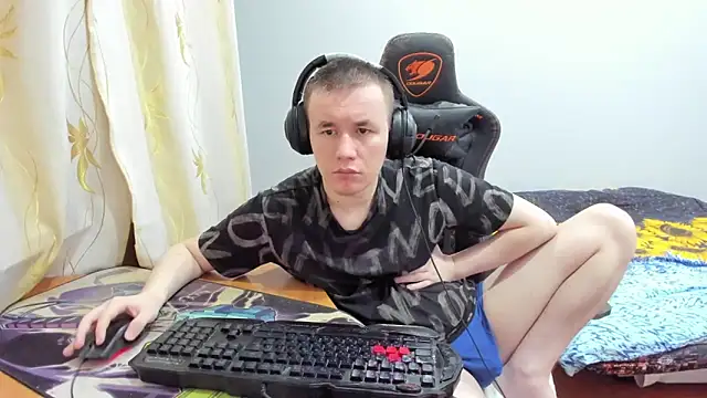 iliaskrislove online show from October 14, 1:56 am