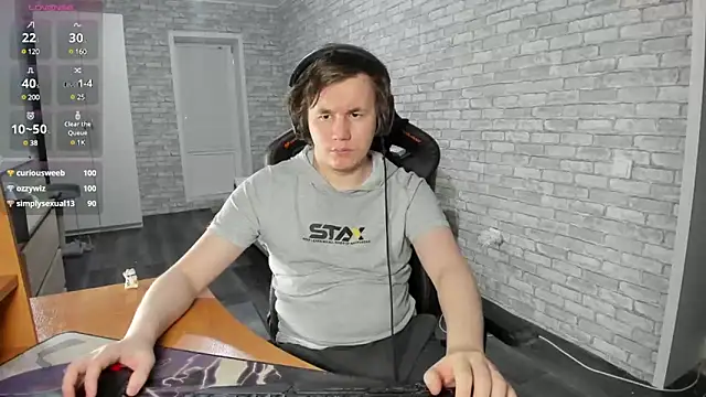 iliaskrislove online show from February 6, 1:16 am