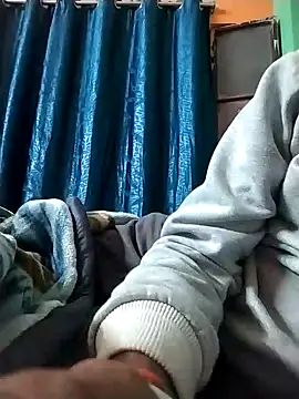 Snapshot of ALWAYSHORNYDADDY chatting on January 15, 5:26 pm ALWAYSHORNYDADDY online show from January 15, 5:26 pm