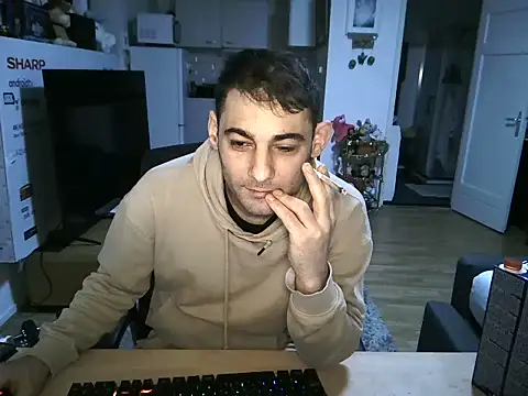 mihaimichael online show from November 17, 5:16 pm