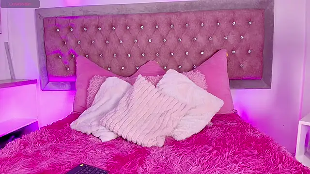 Tayzon Foxxx online show from February 2, 12:57 pm