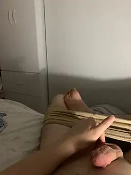 Erenn34 online show from August 4, 10:36 pm