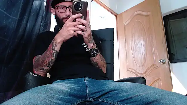 ren stipee online show from February 7, 9:37 pm