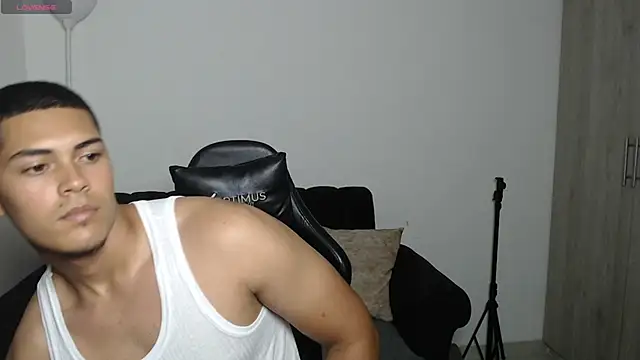 Iamdylan777 online show from July 15, 5:14 am