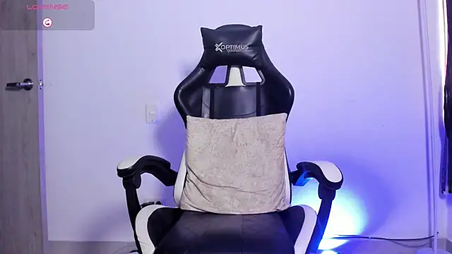 Iamdylan777 online show from February 11, 12:43 pm