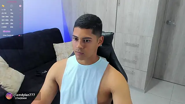 Iamdylan777 online show from March 13, 11:59 pm