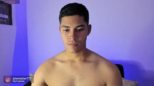 Iamdylan777 online show from January 22, 11:00 pm